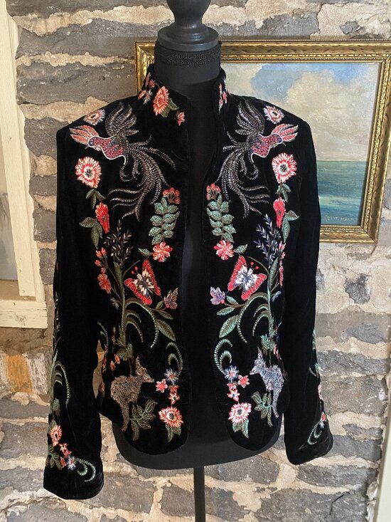 Zara Jackets & Blazers - Zara Black Velvet Embroidered Floral & Bird Blazer